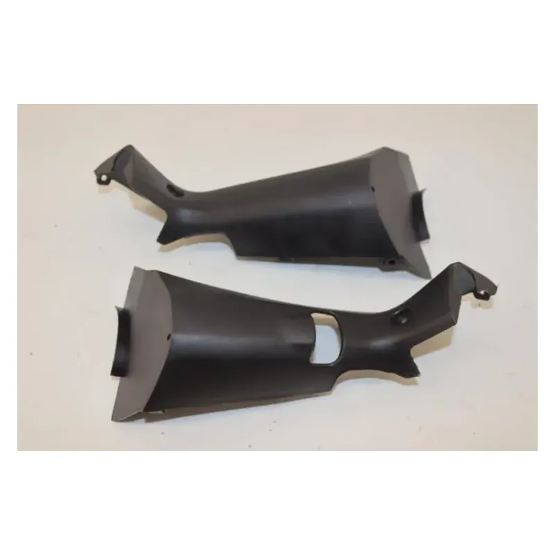 Cache guidon inferieur SUZUKI UH 400 BURGMAN 1999 - 2006