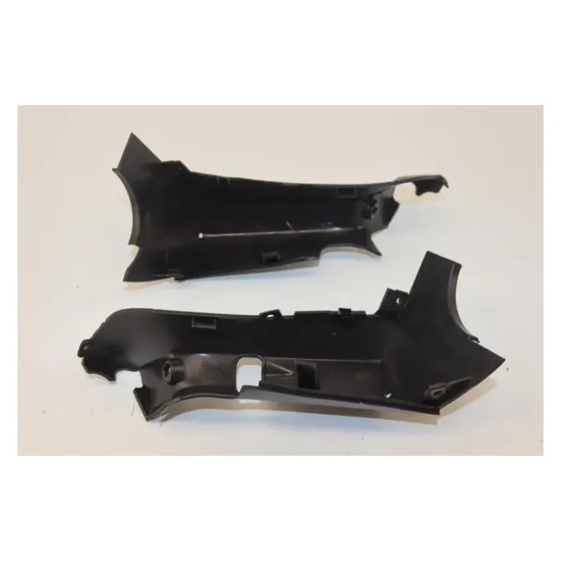 Cache guidon inferieur SUZUKI UH 400 BURGMAN 1999 - 2006