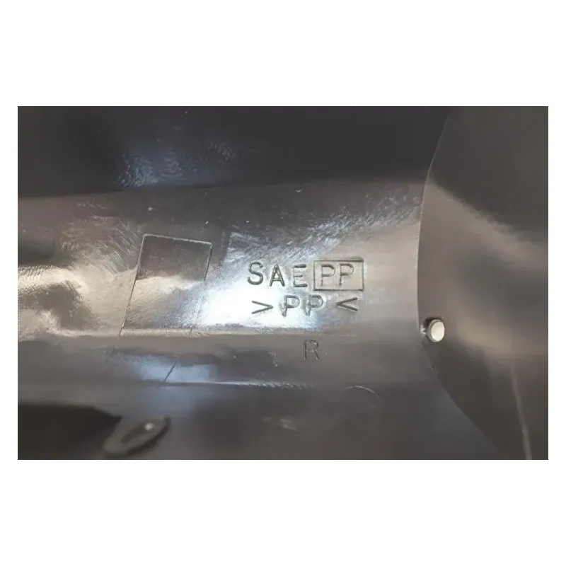 Cache guidon inferieur SUZUKI UH 400 BURGMAN 1999 - 2006