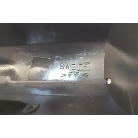Cache guidon inferieur SUZUKI UH 400 BURGMAN 1999 - 2006