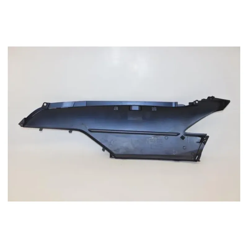 Coque arriere droit SUZUKI UH 400 BURGMAN 1999 - 2006