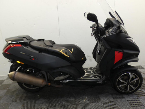 PEUGEOT METROPOLIS TM