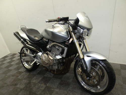 HONDA 600 HORNET