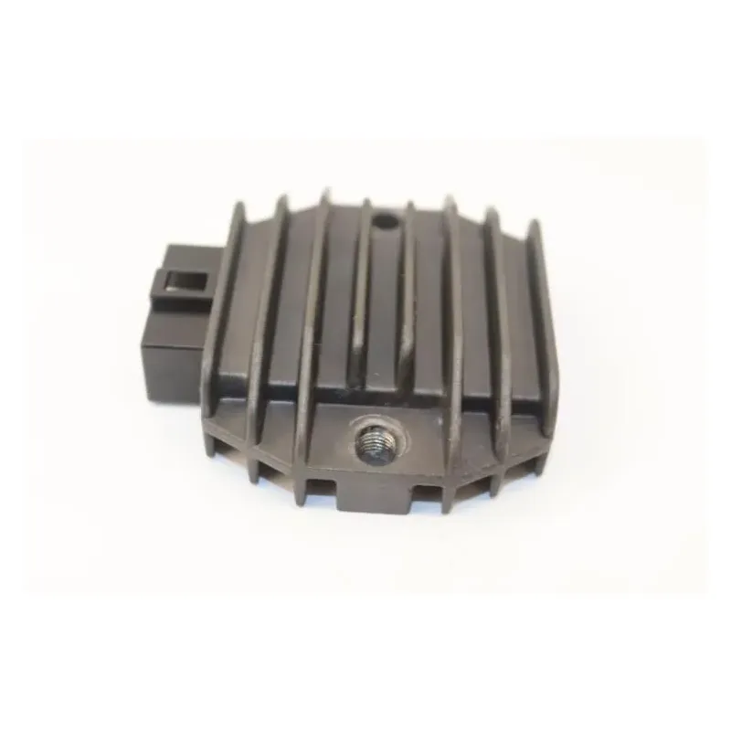 Regulateur charge batterie PIAGGIO X8 125 2004 - 2007