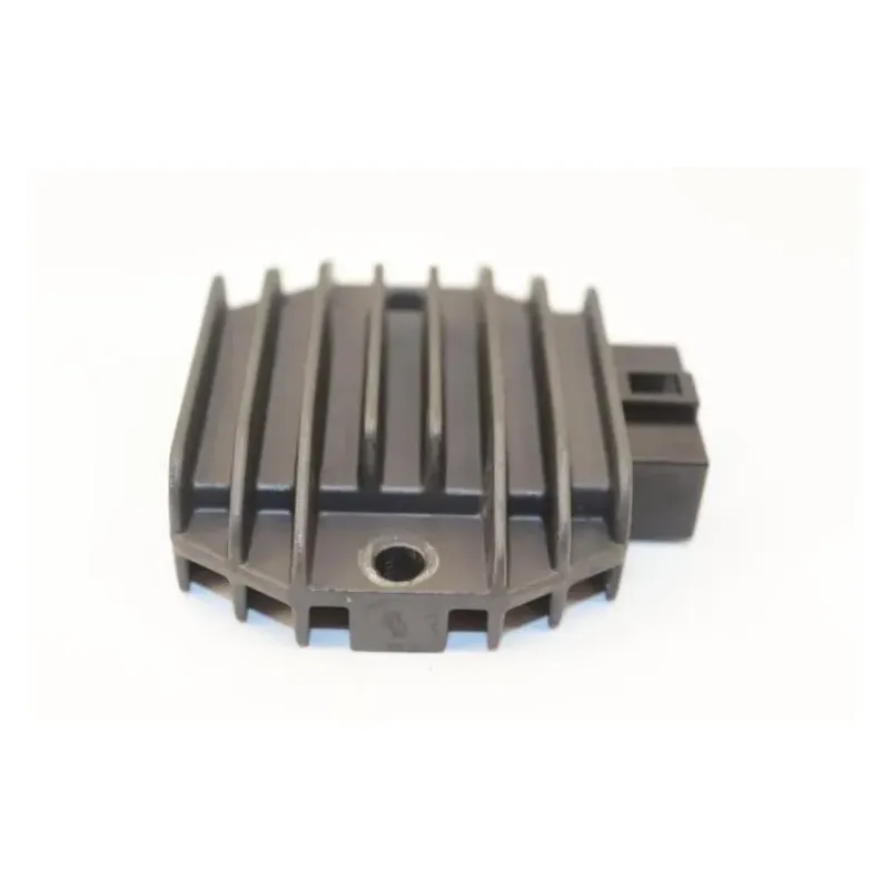 Regulateur charge batterie PIAGGIO X8 125 2004 - 2007
