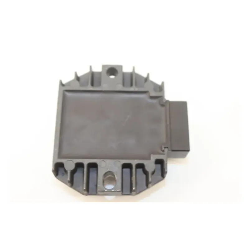 Regulateur charge batterie PIAGGIO X8 125 2004 - 2007