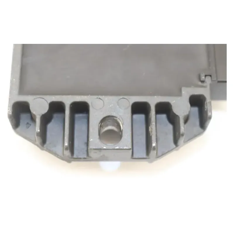 Regulateur charge batterie PIAGGIO X8 125 2004 - 2007
