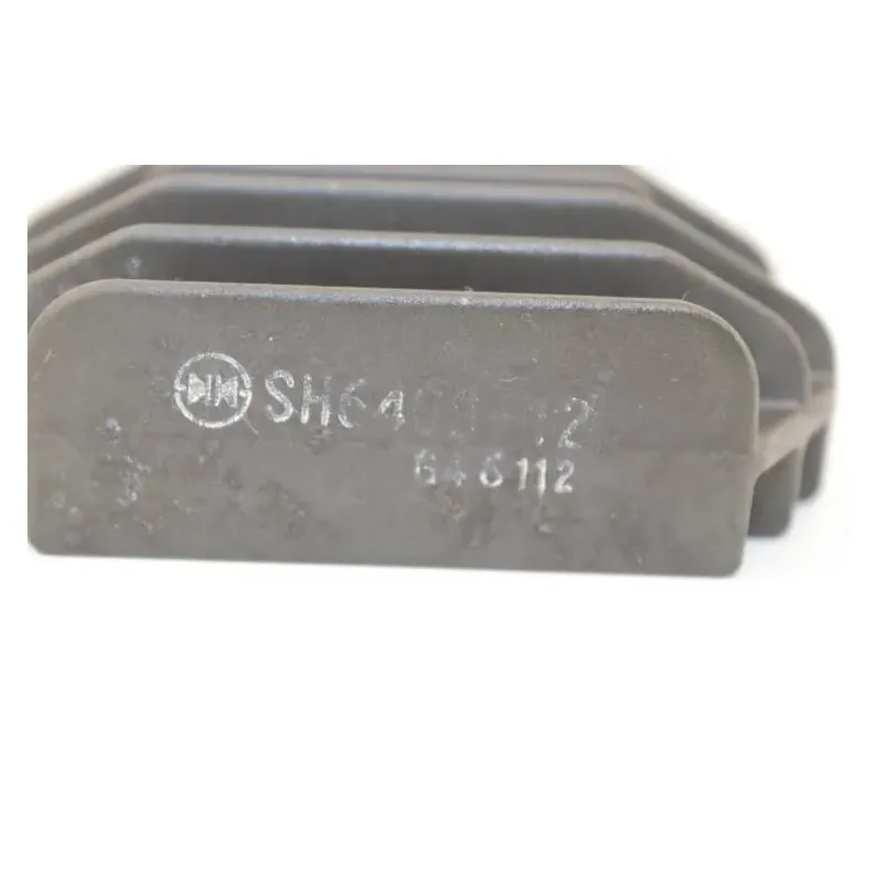 Regulateur charge batterie PIAGGIO X8 125 2004 - 2007