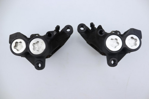 Etrier de frein avant gauche YAMAHA MT07 2014 - 2017