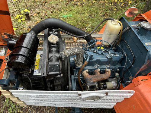 KUBOTA B1402 DT-M