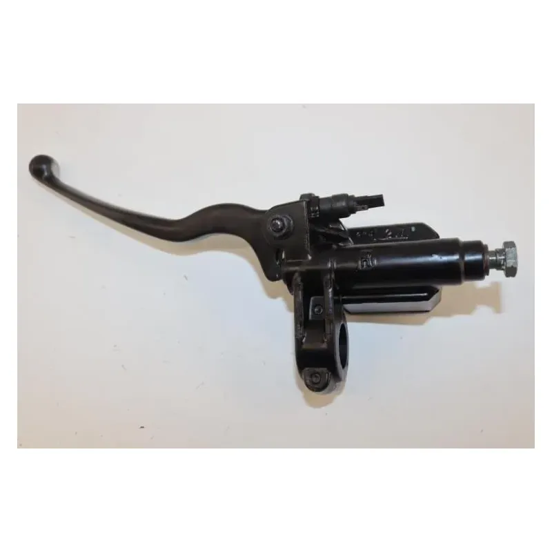 Maitre cylindre frein avant PIAGGIO X EVO 125 2007 - 2016