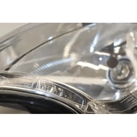 Optique avant gauche (feux)(phare) PEUGEOT SATELIS 125 2012 - 2016