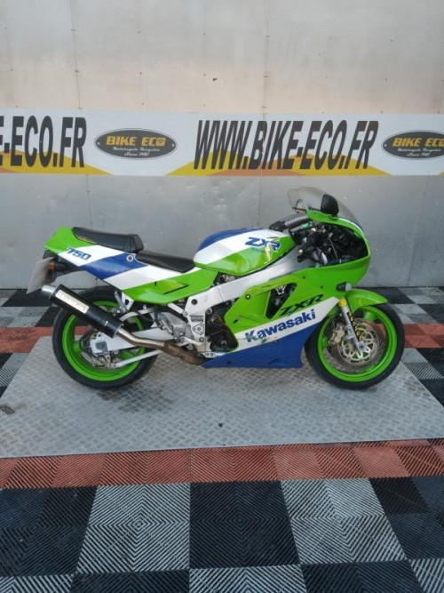 KAWASAKI 750 ZXR STINGER