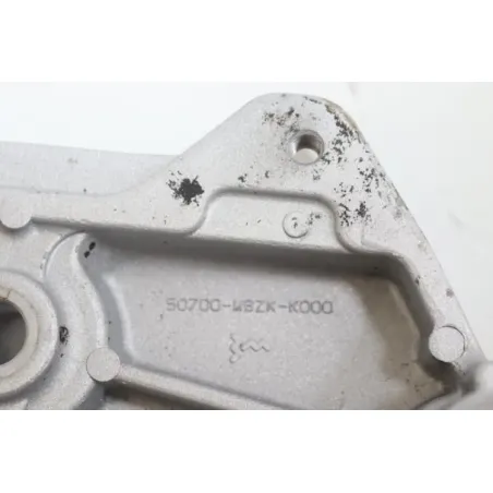 Support moteur gauche HONDA CB 600 F HORNET 2005 - 2006