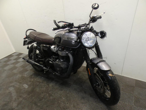 TRIUMPH 120 BONNEVILLE T120 BLACK