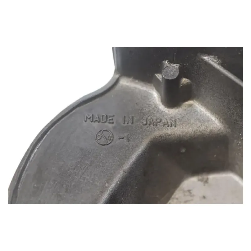 Carter cache pignon sortie de boite KAWASAKI GPZ 750 1985 - 1987