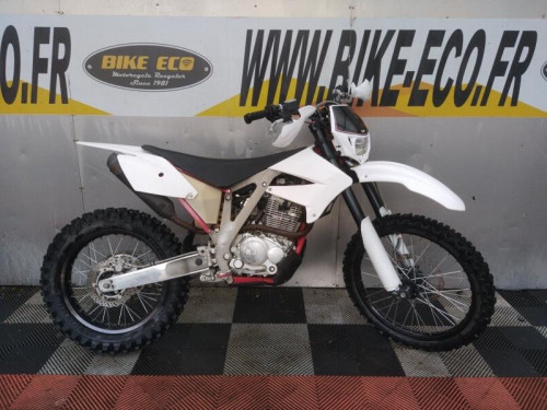 AJP 240 PR4