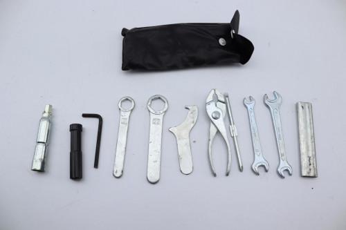 Trousse outil HONDA 125 VARADERO 2007 - 2008