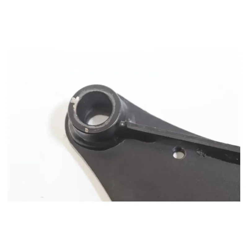 Support moteur droit KAWASAKI ER6 650 N 2012 - 2016