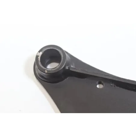 Support moteur droit KAWASAKI ER6 650 N 2012 - 2016