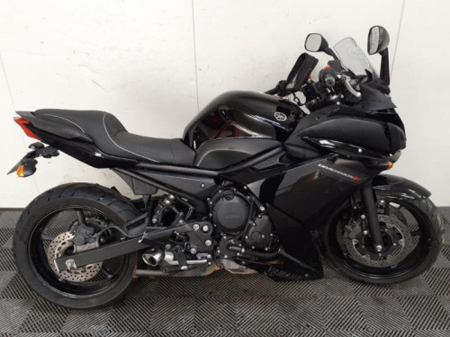 YAMAHA XJ6 DIVERSION
