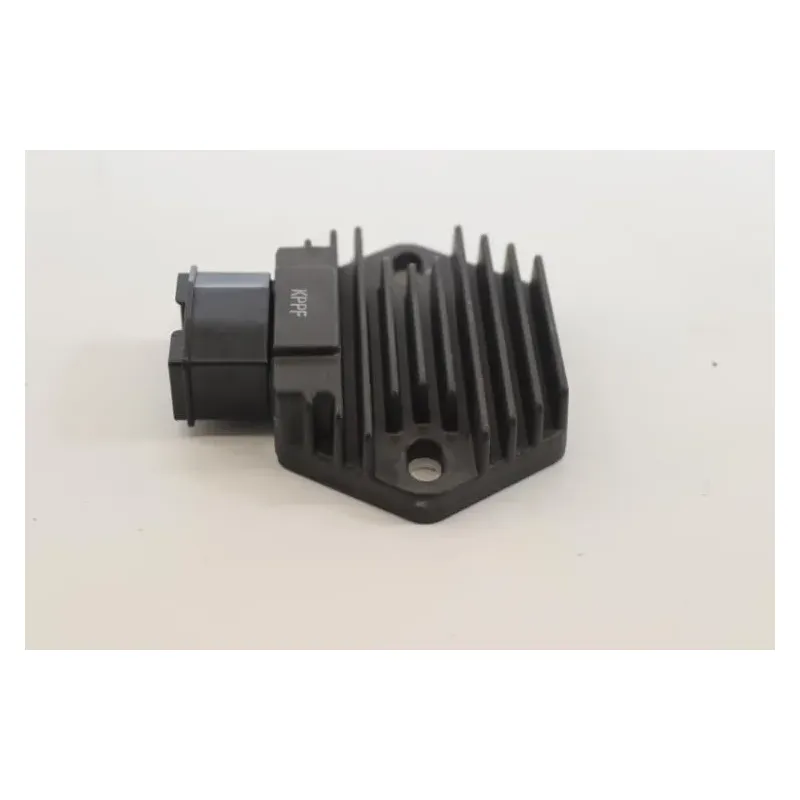 Regulateur charge batterie HONDA CBR 125 2004 - 2006