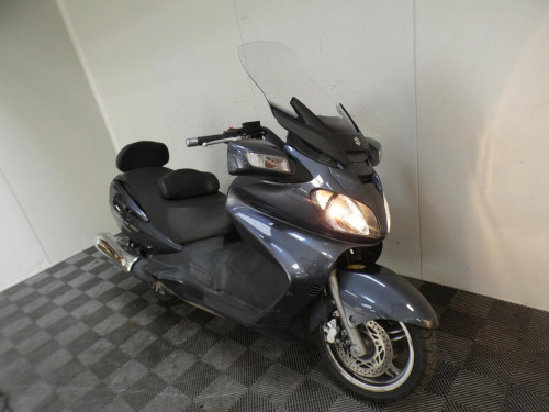 SUZUKI 650 BURGMAN