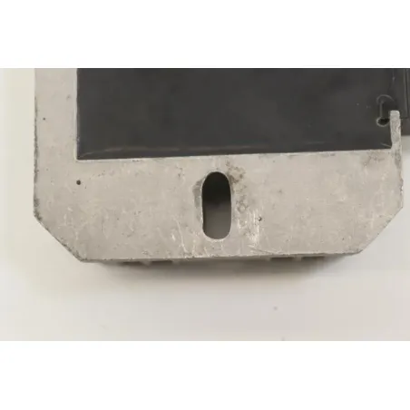 Regulateur charge batterie YAMAHA YZF 1000 R1 1998 - 1999