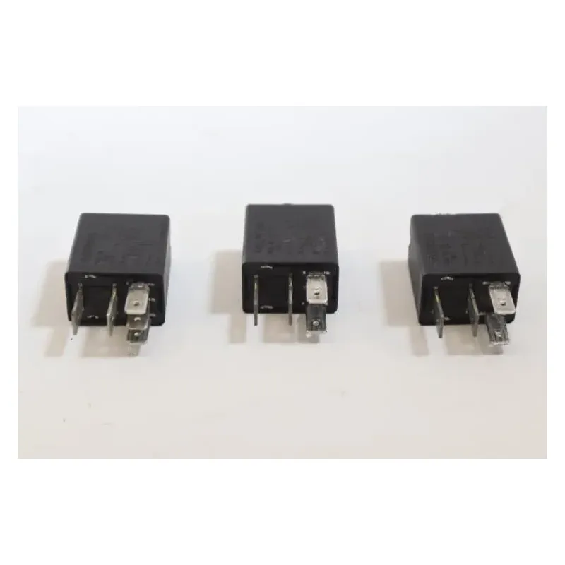 Relai PIAGGIO X10 125 2013 - 2015
