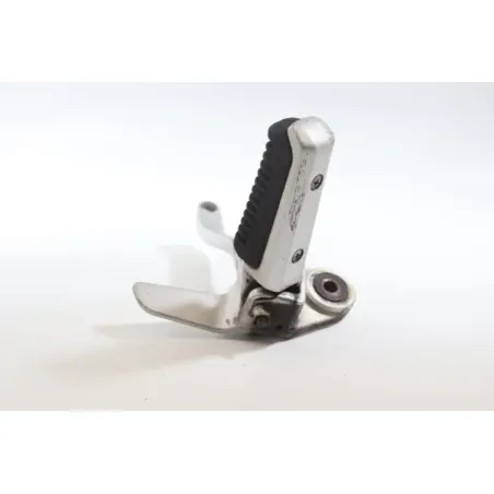 Platine arriere droite SUZUKI VX 800 1990 - 1997