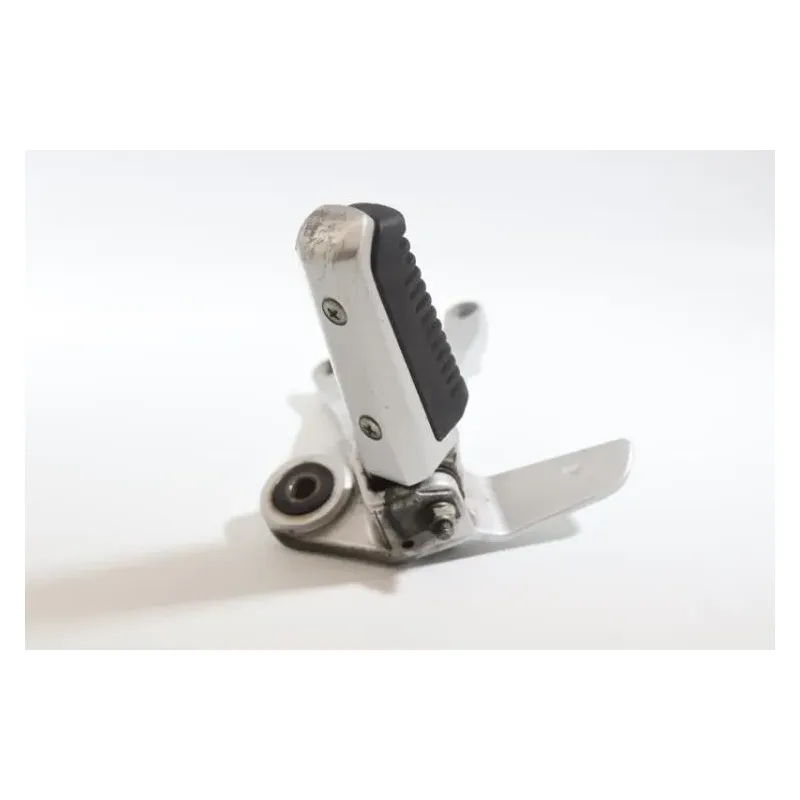 Platine arriere gauche SUZUKI VX 800 1990 - 1997