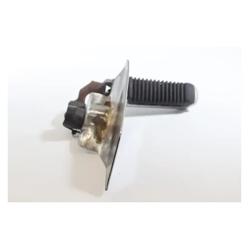Repose pieds avant droit SUZUKI VX 800 1990 - 1997