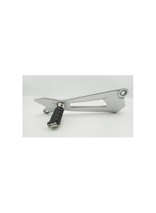 Platine arriere gauche YAMAHA 125 YBR 2005 - 2006