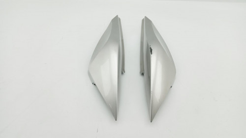Demi flanc selle YAMAHA FZ6 S 2004 - 2006
