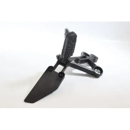 Platine avant gauche KTM DUKE 125 2017 - 2023