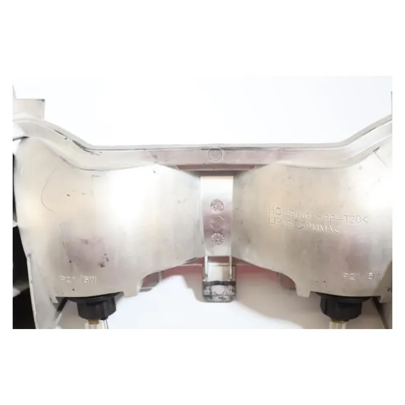 Feu arriere SUZUKI UH 125 BURGMAN 2002 - 2006