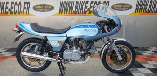 DUCATI 900 SS