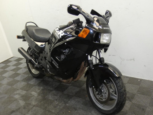 HONDA CBR 1000 F (1990-1992)