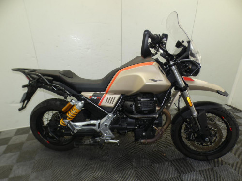 GUZZI V 85 TT TRAVEL