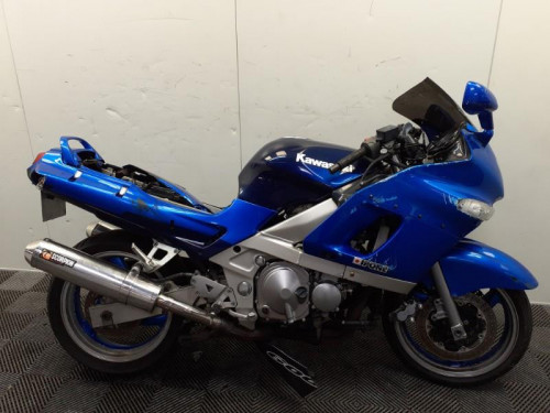 KAWASAKI ZZR 600