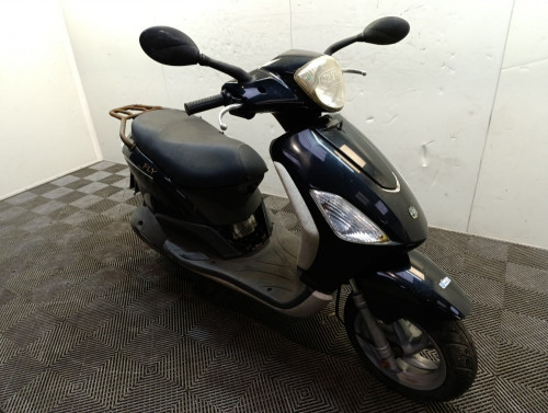 PIAGGIO 125 FLY
