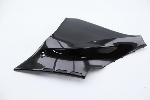 Demi flanc selle droit YAMAHA R1 2020 - 2021