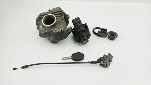 Jeu de serrure contacteur a cle code PIAGGIO 500 MP3 LT BUSINESS 2014 - 2016