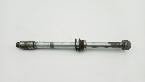 Axe de roue arriere HONDA 1500 GOLDWING 1988 - 2001