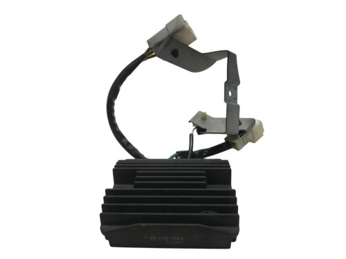 Regulateur charge batterie PIAGGIO VESPA GTS 125 IE 2009-2016 SUPER