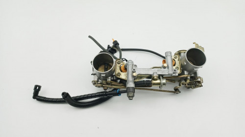 Rampe d'injection SUZUKI 1000 TL S 1997 - 2001