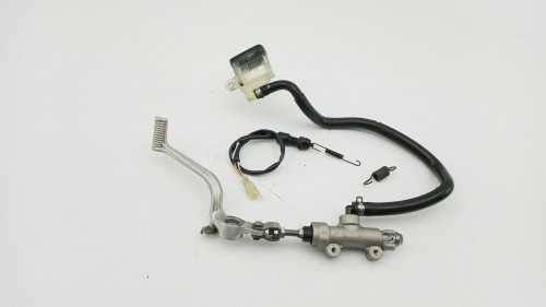 Maitre cylindre frein arriere SUZUKI 1300 GSX BKING 2007 - 2011