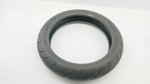 Pneu avant SUZUKI 1300 GSX BKING 2007 - 2011