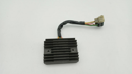 Regulateur charge batterie MOTO GUZZI 1100 V11 LE MANS 2003 - 2004