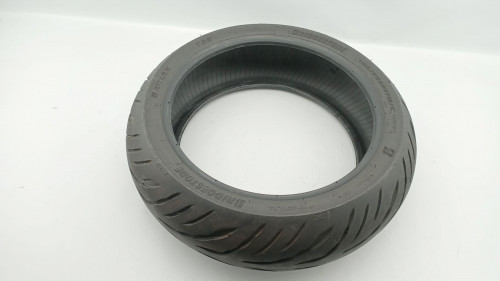 Pneu arriere BMW S 1000 XR 2023 - 2024